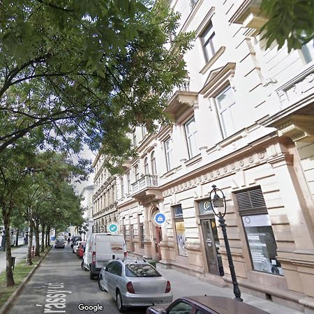 Alice Apartment - Andrassy Street Βουδαπέστη Εξωτερικό φωτογραφία